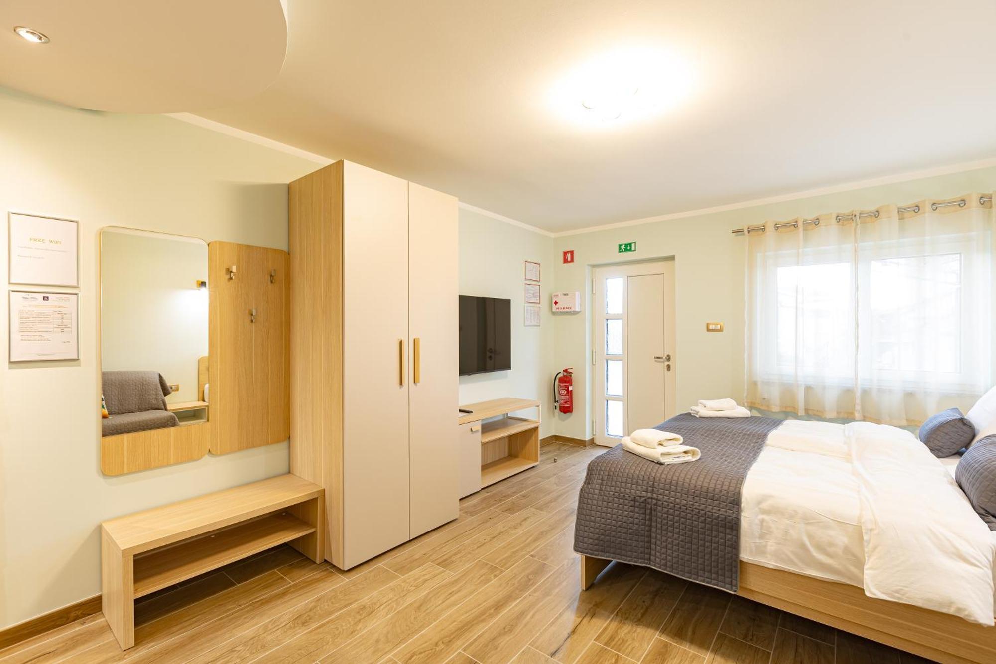 Adriatic Bay Apartments Portorož Exterior foto
